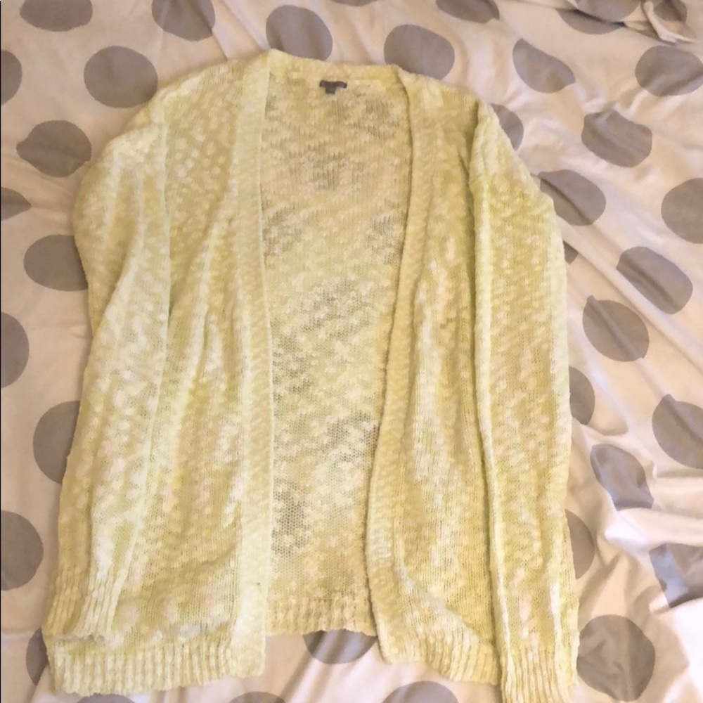 Fun pale green and white sweater perfect for fall!